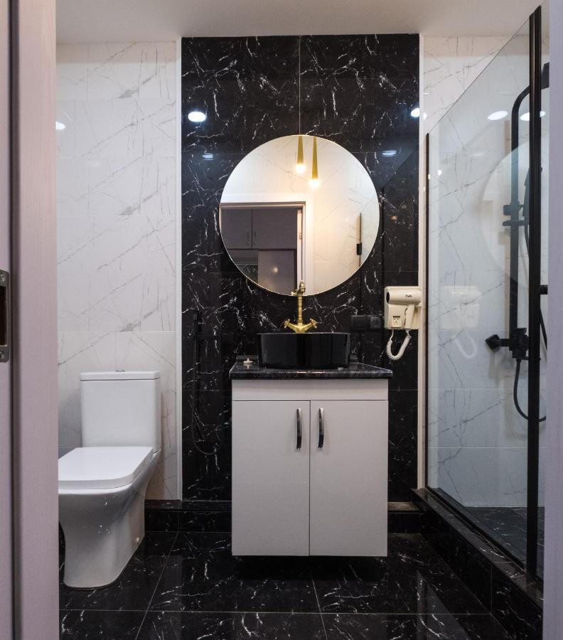 טביליסי Iren River Side Apartments מראה חיצוני תמונה